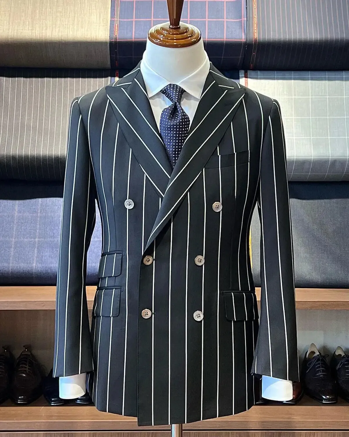 Aidase Fashion Striped Men Wedding Blazer Peak Lapel Groom Wear Double Breasted Tuxedos Prom Evening Party Slim Fit Jacket Only Coat