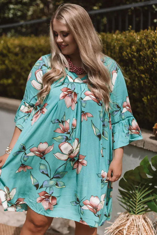 Brunching In Bali Shift Dress In Jade Curves