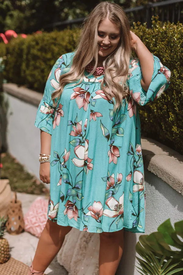 Brunching In Bali Shift Dress In Jade Curves