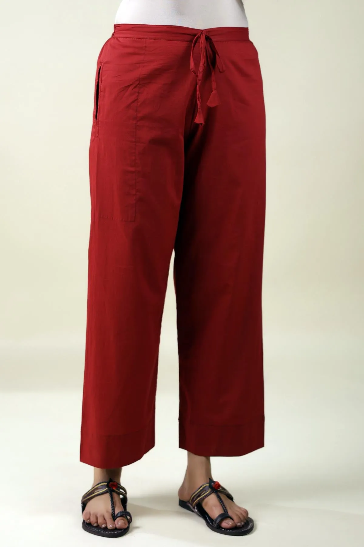 Cotton Straight Pants with elasticated waist in Maroon color