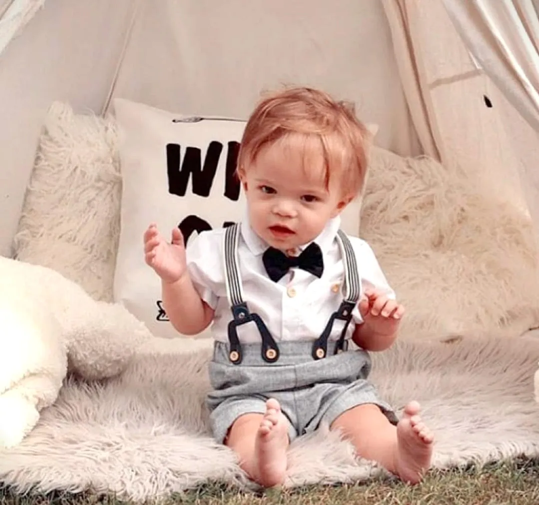 Gentleman Suit White Short Sleeve Shirts with Shorts, Suspenders and Bowtie #200069