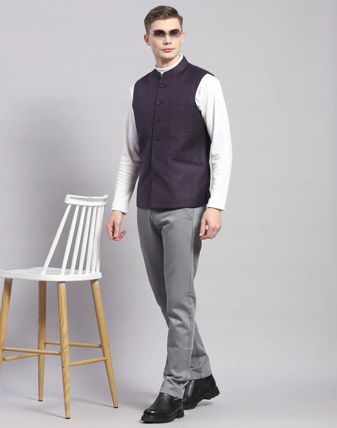 Men Blue Check Mandarin Collar Sleeveless Nehru Jacket