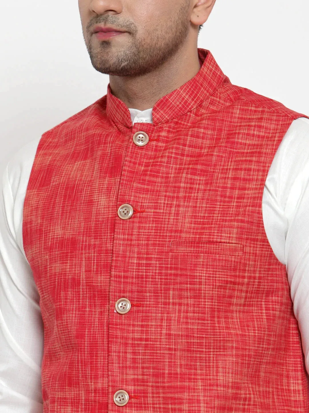 Men'S White Solid Kurta With Pyjamas & Red Nehru Jacket