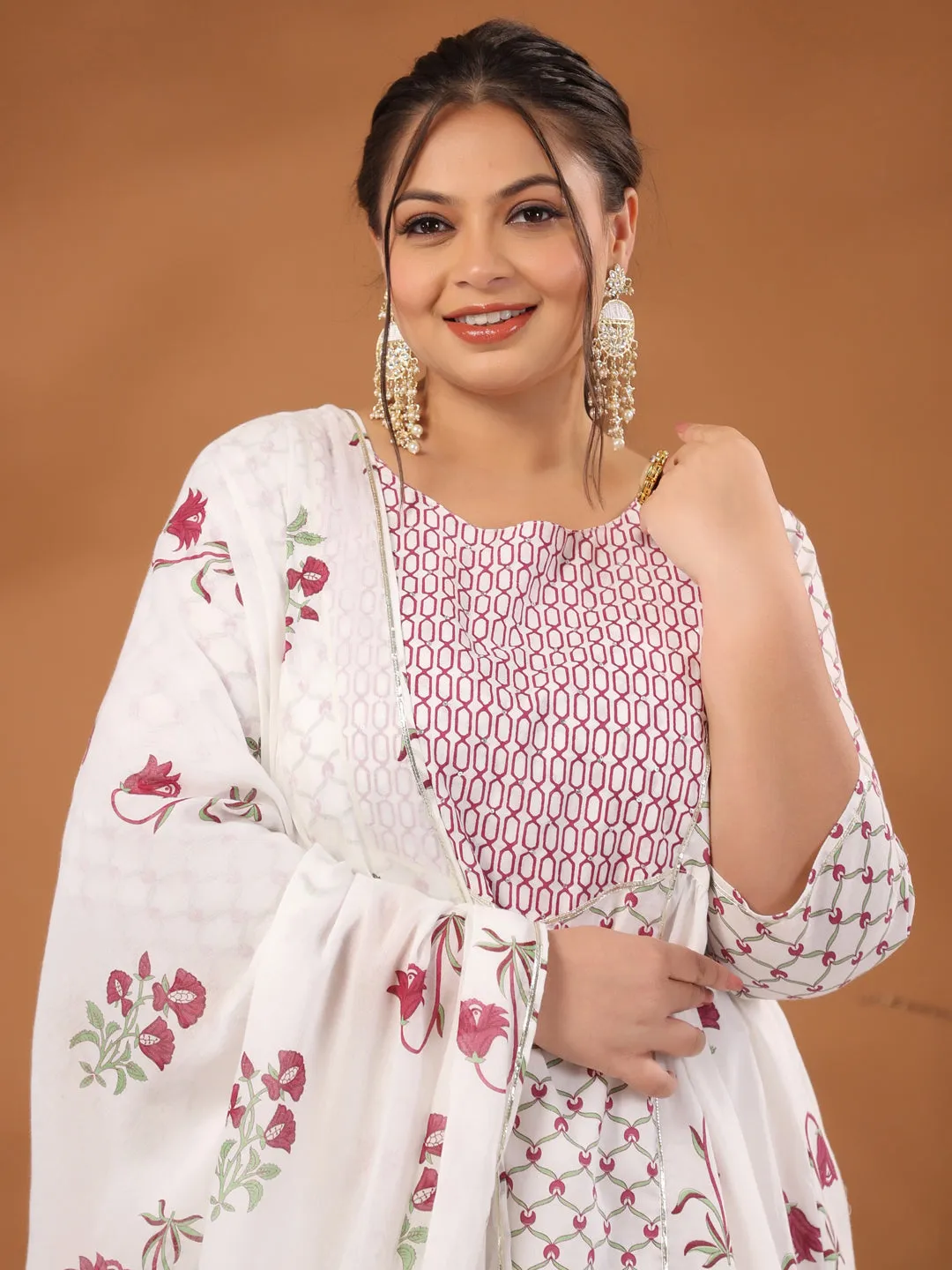 Plus Size White & Magenta Pink Ethnic Printed Flared Kurta With Pants & Dupatta